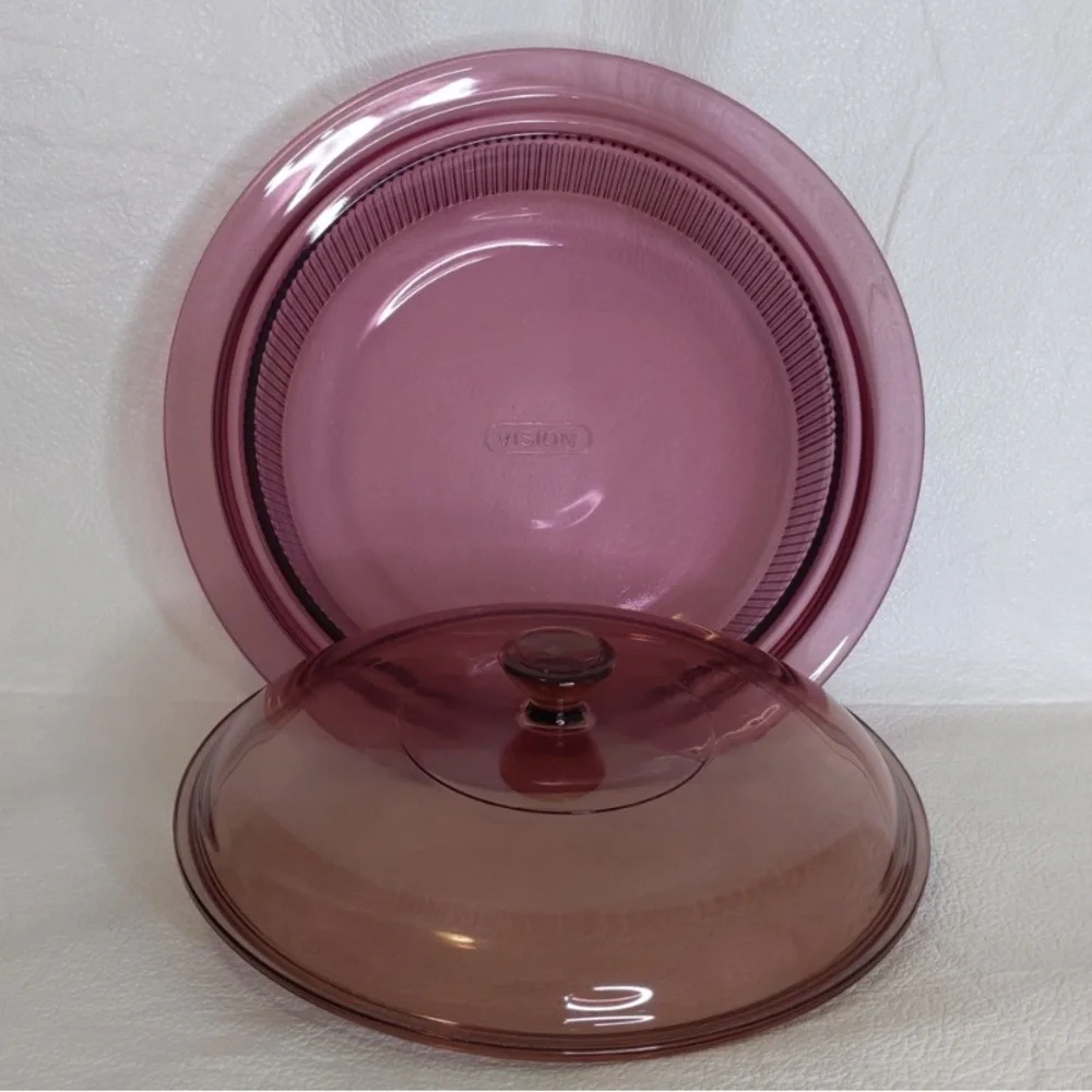 Pyrex Pink Glass Casserole Dish with Lid